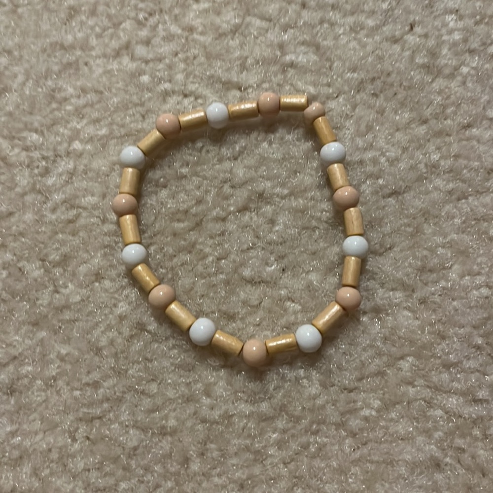 Beautiful set of five summer elastic bracelets - Picture 6 of 6